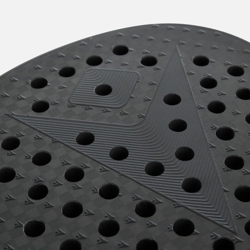 Tridens Stealth II padel racket